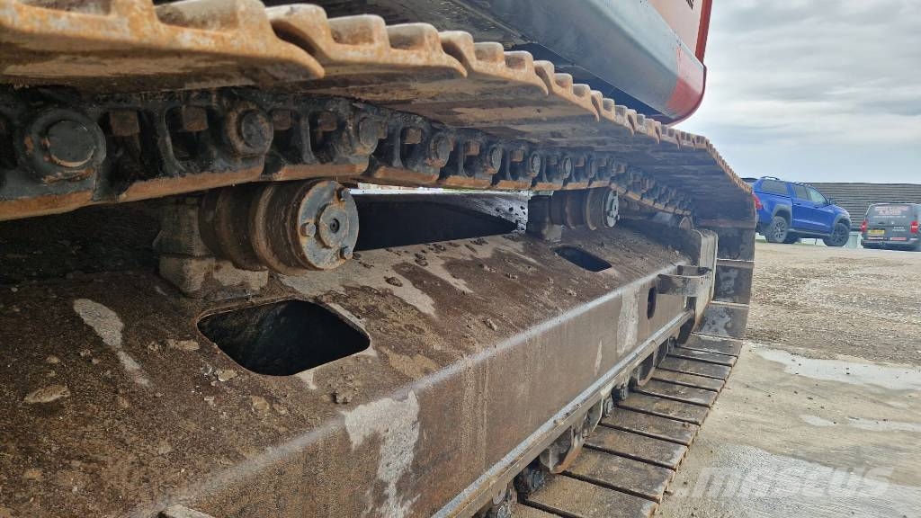 Hitachi Zaxis 225 USR LC Bageri guseničari