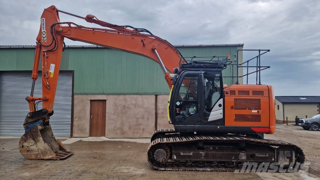 Hitachi Zaxis 225 USR LC Bageri guseničari