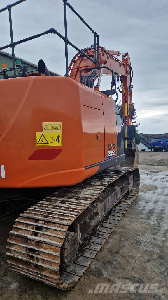 Hitachi Zaxis 225 USR LC Bageri guseničari