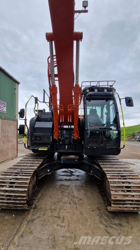 Hitachi Zaxis 225 USR LC Bageri guseničari