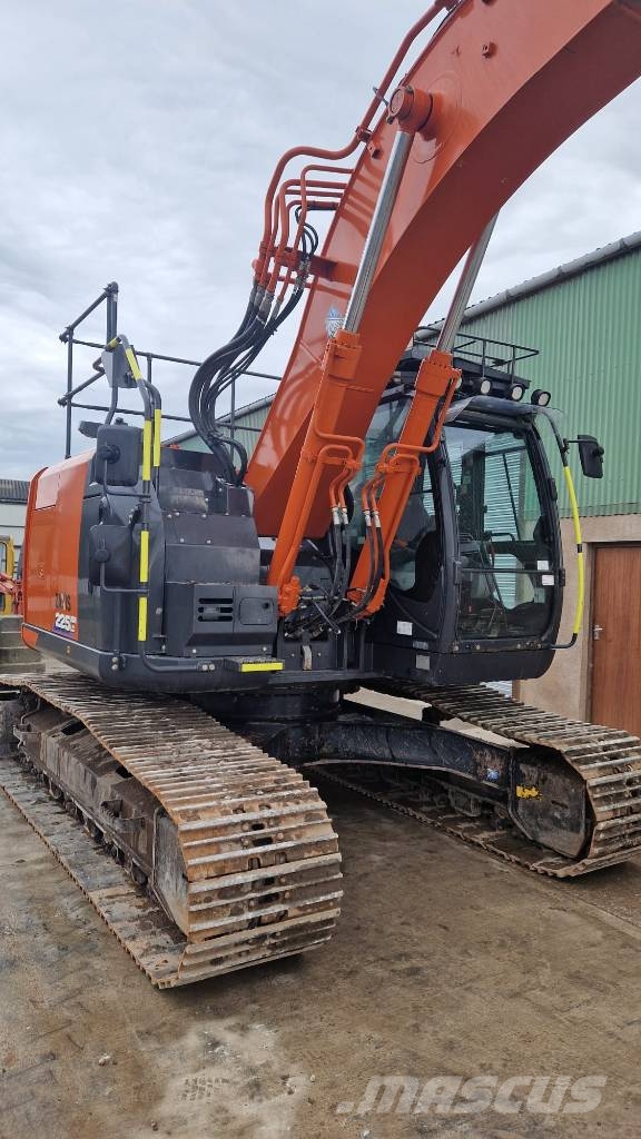 Hitachi Zaxis 225 USR LC Bageri guseničari