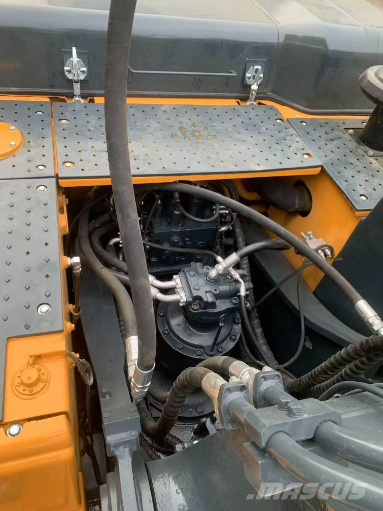 Hyundai R305LC-9 Bageri guseničari