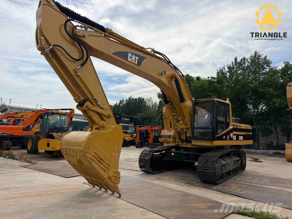 CAT 330 B L Kāpurķēžu ekskavatori