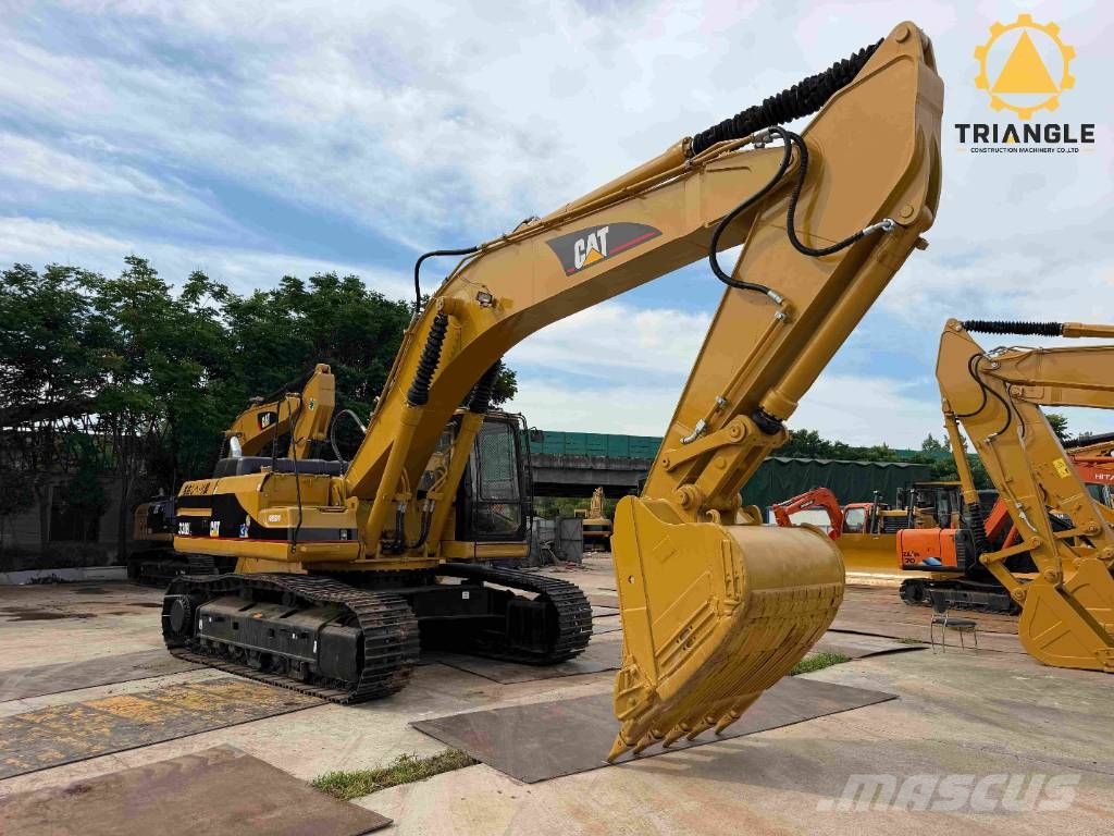 CAT 330 B L Kāpurķēžu ekskavatori