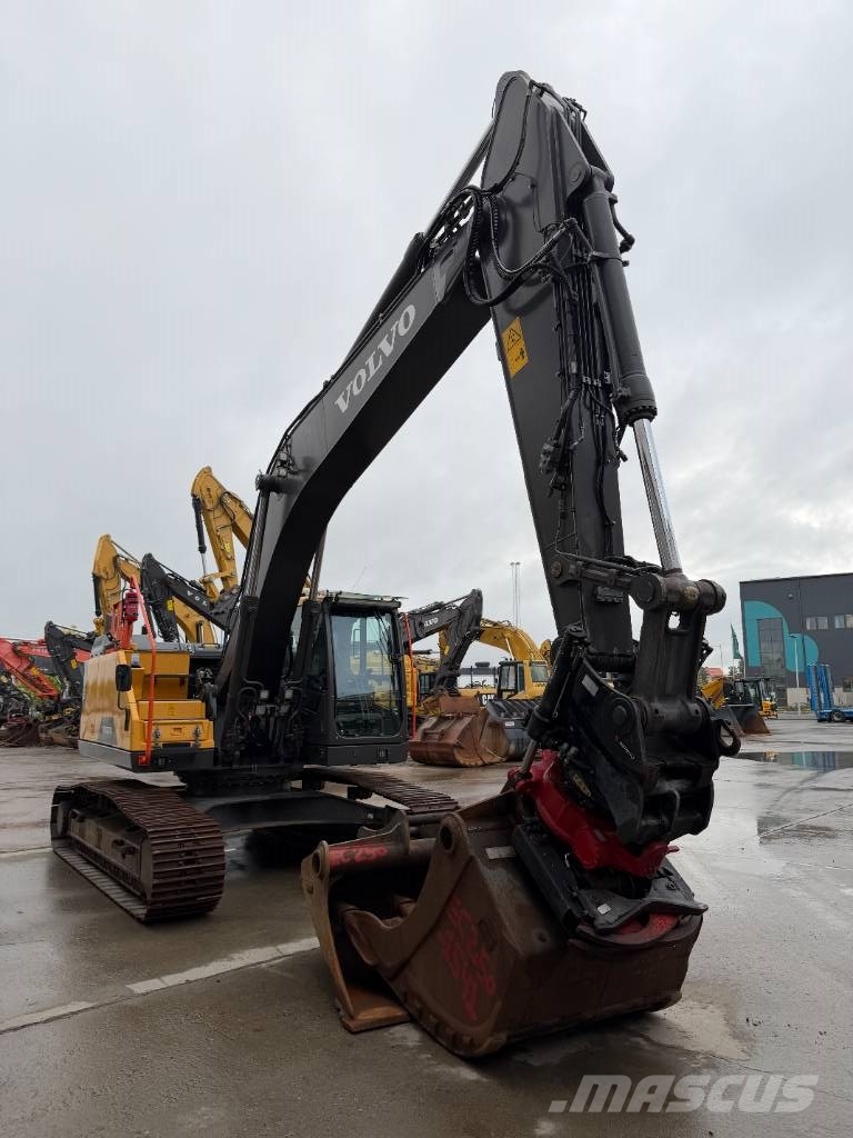 Volvo EC 250 EL Paletli ekskavatörler