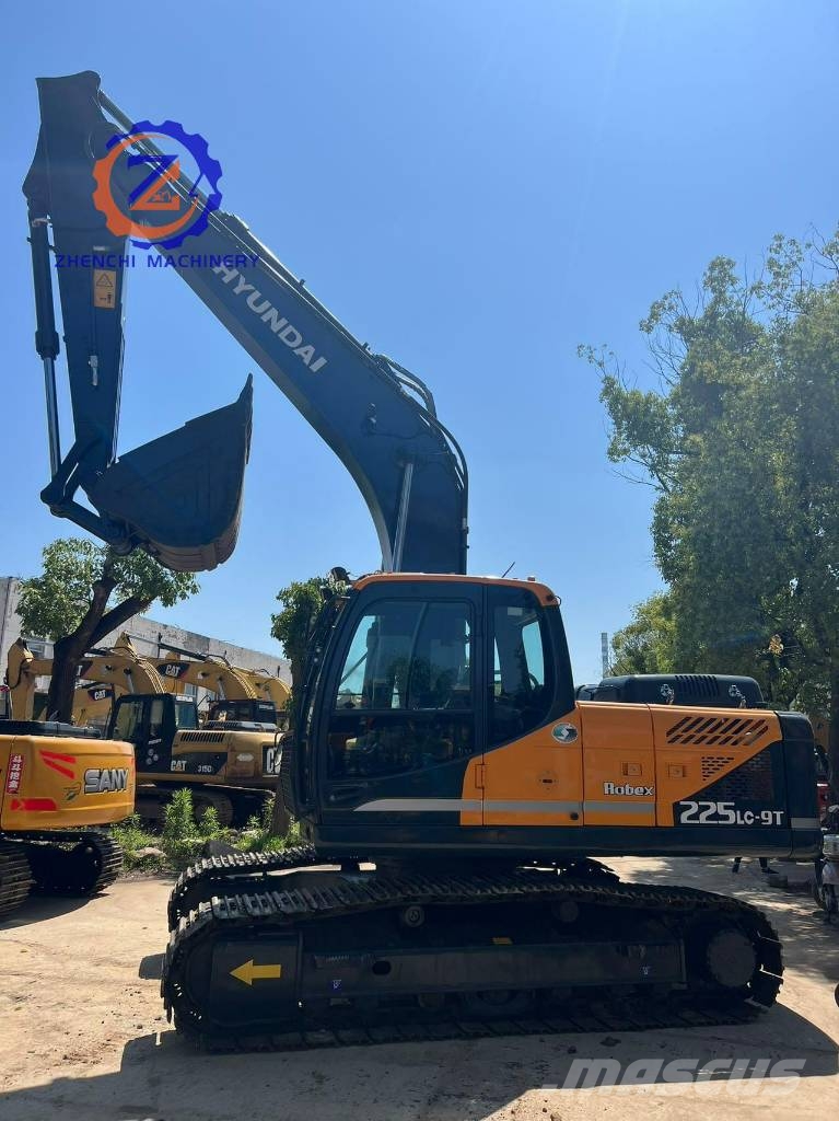Hyundai Robex 225 LC-9S/22 ton/used حفارات زحافة