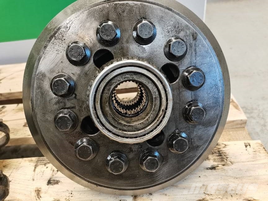 Manitou MT 1740 {Spicer 11X35} differential Axles