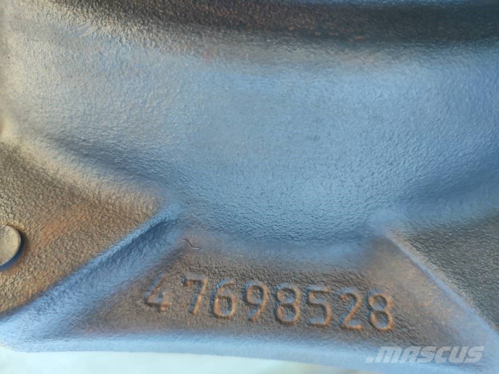 Drive axle 87491151 47698528 Steyr 6175 CVT Steyr 轴