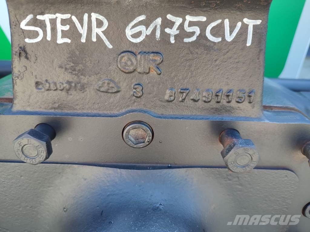 Drive axle 87491151 47698528 Steyr 6175 CVT Steyr 轴