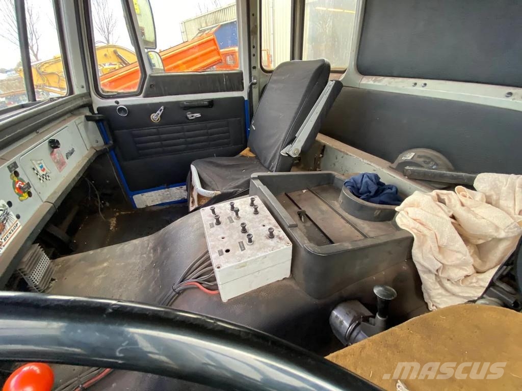 DAF 2100 Kipper/Dumper 4x4 Good Condition 自卸式货车