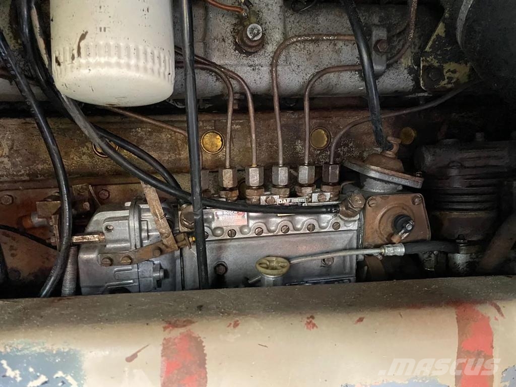 DAF 2100 Kipper/Dumper 4x4 Good Condition 自卸式货车