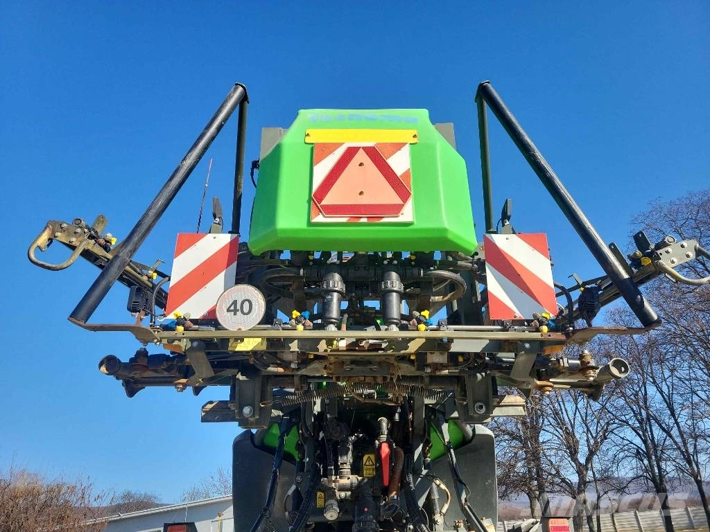 Tecnoma Laser 4240 Kendinden tahrikli pülverizatörler