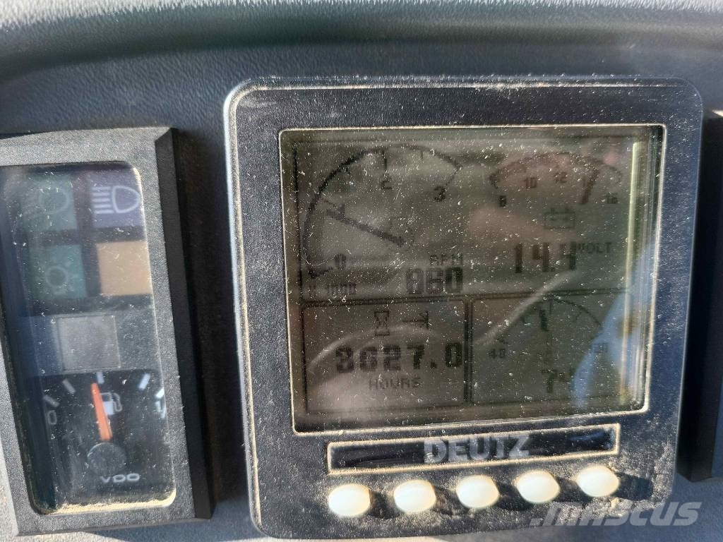 Tecnoma Laser 4240 Kendinden tahrikli pülverizatörler