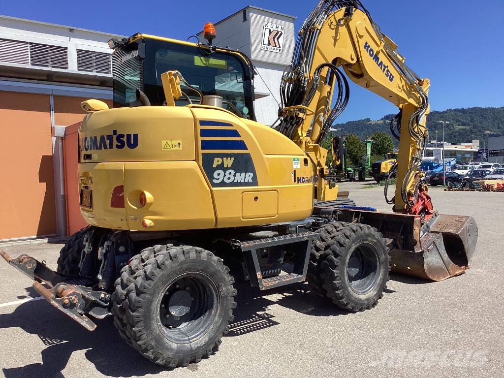 Komatsu PW 98 MR-10 حفارات بعجل