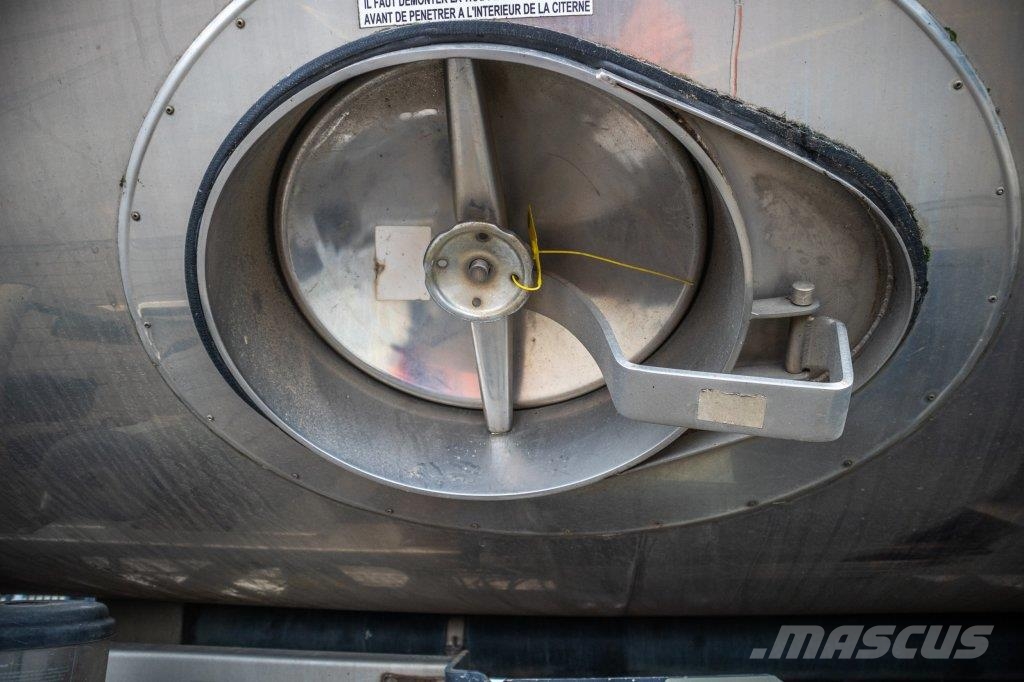 ETA CITERNE LAIT/MILCH/MILK 29000L Semi-trailer med Tank
