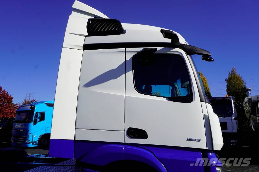 Mercedes-Benz Actros 1835 LS MP5 tractor unit / 150 tho. km Prime Movers