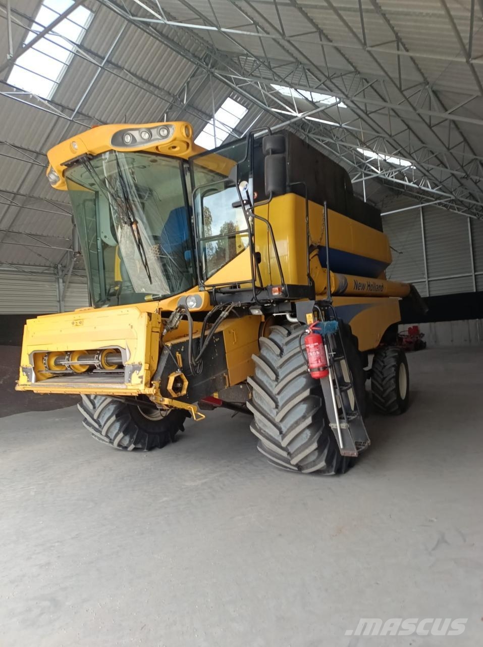 New Holland CSX7070 Mähdrescher