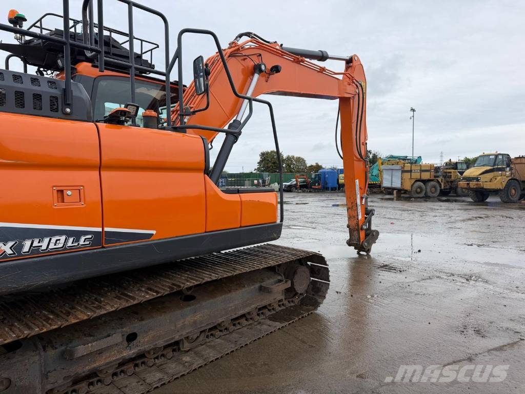 Doosan DX 140 LC-7 Kāpurķēžu ekskavatori