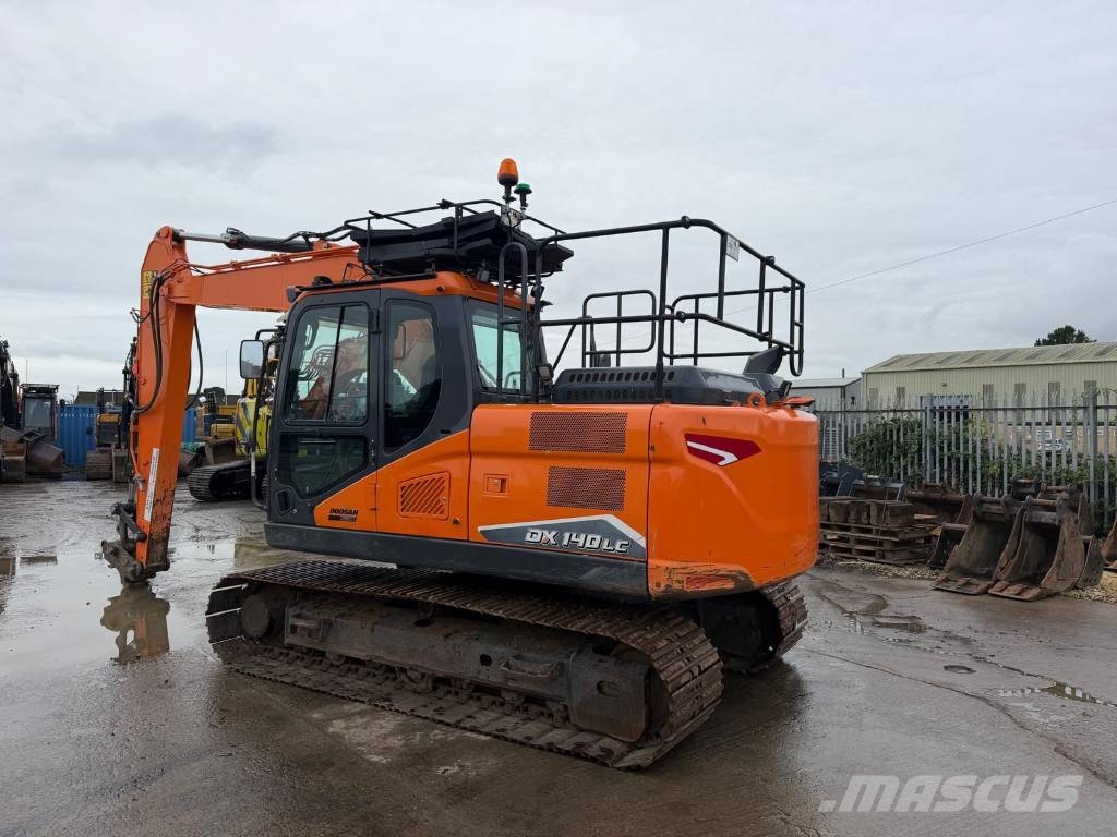 Doosan DX 140 LC-7 Kāpurķēžu ekskavatori