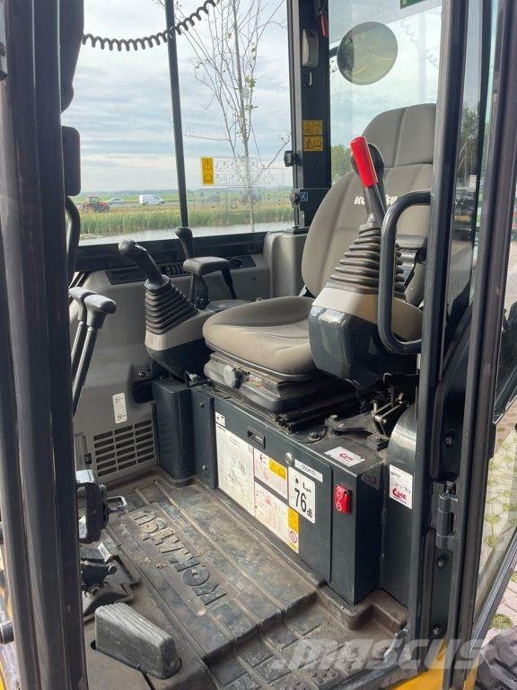 Komatsu PC24MR-5 | 2022 | 1.550h | sloop/sorteer Miniexcavadoras