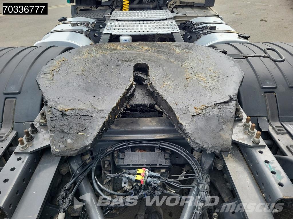 Volvo FH16 550 6X4 Retarder 2x Tanks APK 01-2027 Big-Axl Motrici e Trattori Stradali