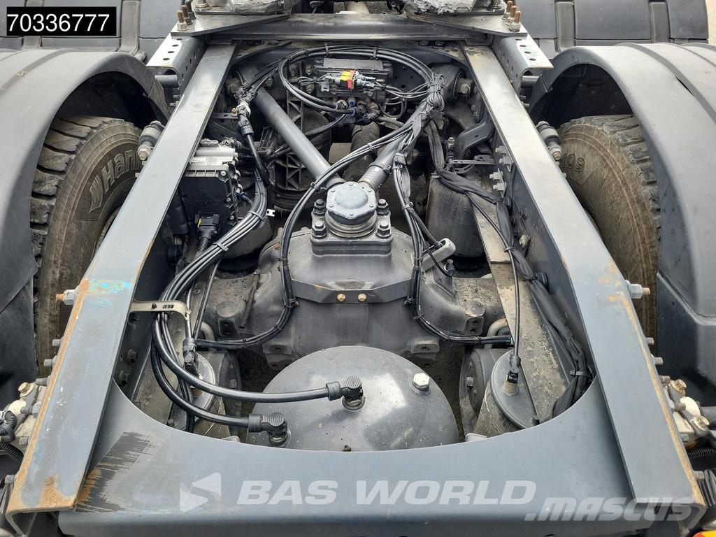 Volvo FH16 550 6X4 Retarder 2x Tanks APK 01-2027 Big-Axl 牵引车