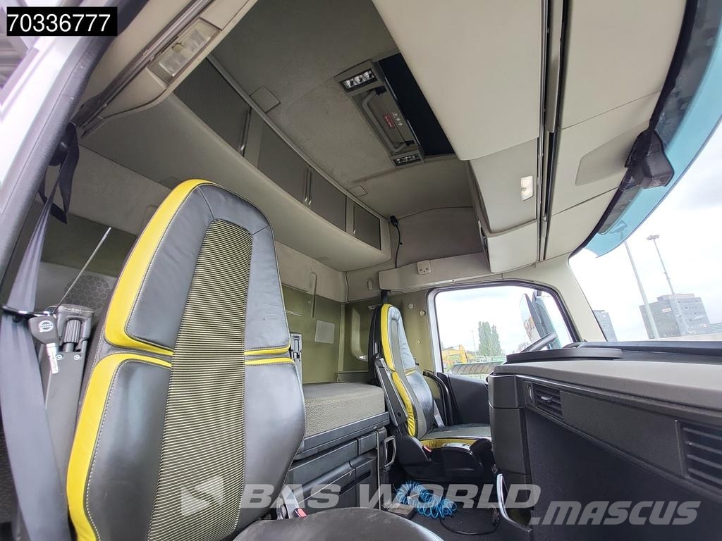 Volvo FH16 550 6X4 Retarder 2x Tanks APK 01-2027 Big-Axl 牵引车