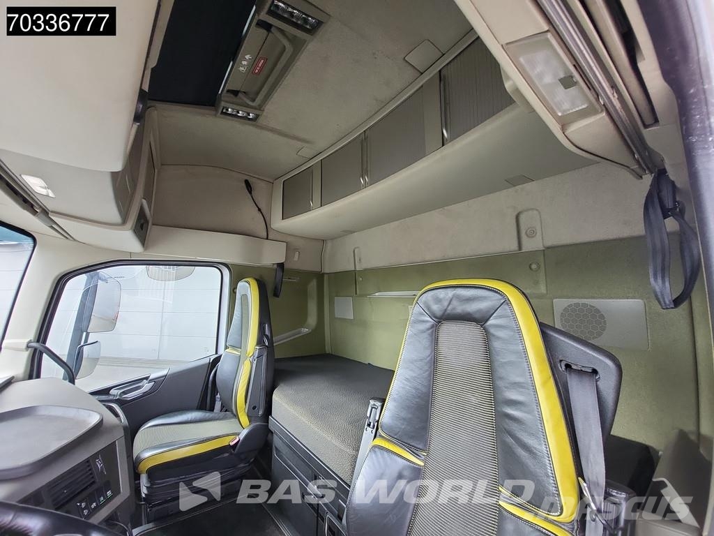 Volvo FH16 550 6X4 Retarder 2x Tanks APK 01-2027 Big-Axl Motrici e Trattori Stradali