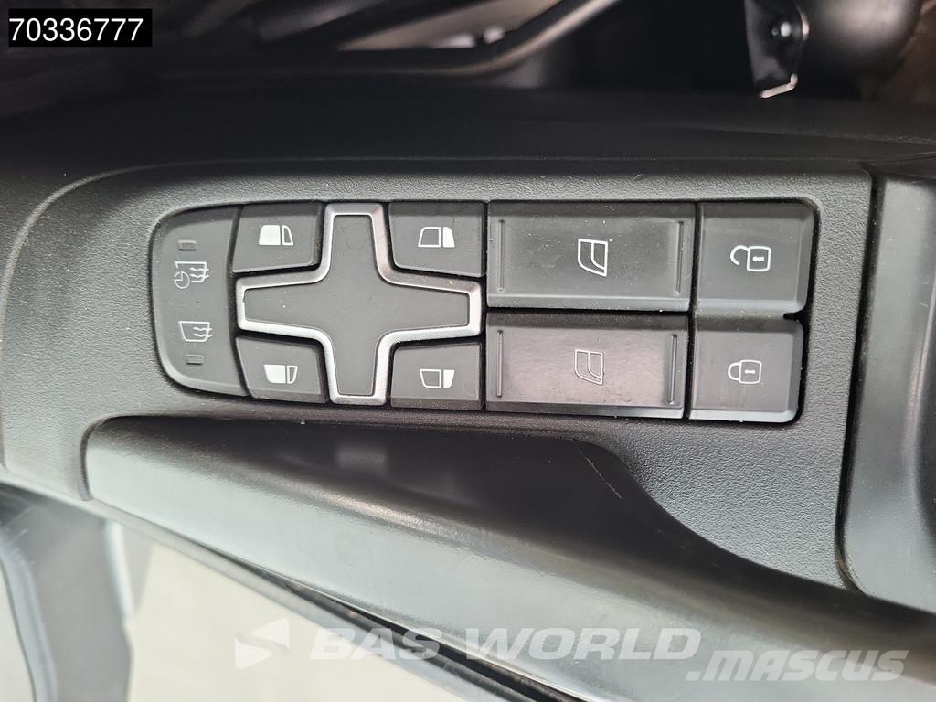 Volvo FH16 550 6X4 Retarder 2x Tanks APK 01-2027 Big-Axl 牵引车