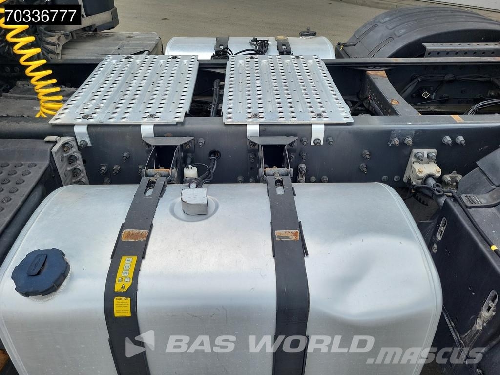 Volvo FH16 550 6X4 Retarder 2x Tanks APK 01-2027 Big-Axl وحدات الجر