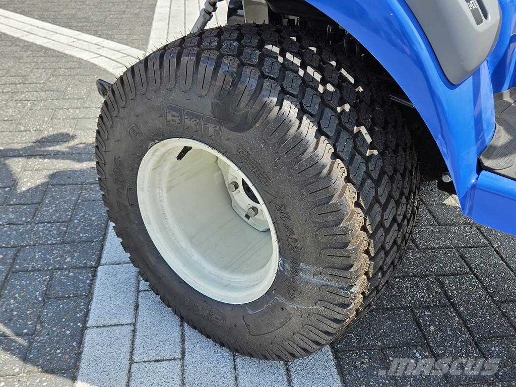 New Holland Boomer 25 Compact Kompakttraktorid