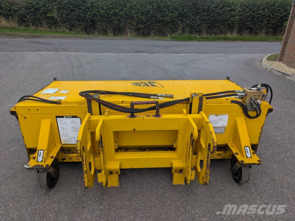 JCB SC 240 Cepillos