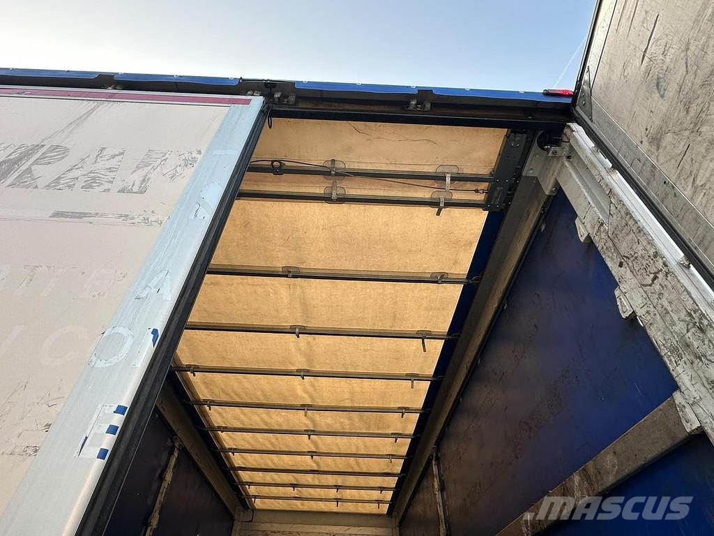 Mercedes-Benz Atego 1221 Kayar tenteli kamyonlar