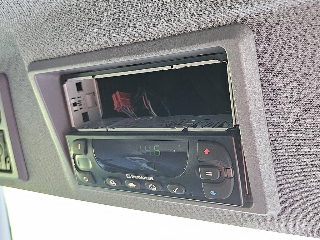 Mercedes-Benz ATEGO 1223 FRC 12-28 LIFT A/C Chladírenské nákladní vozy