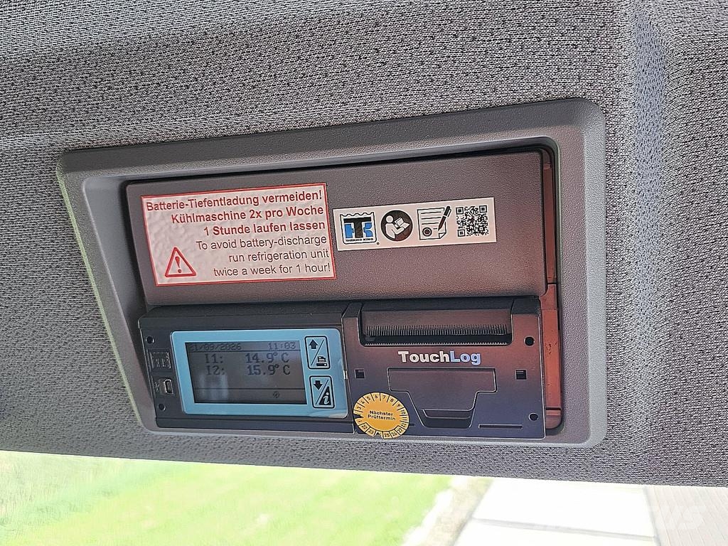 Mercedes-Benz ATEGO 1223 FRC 12-28 LIFT A/C Chladírenské nákladní vozy