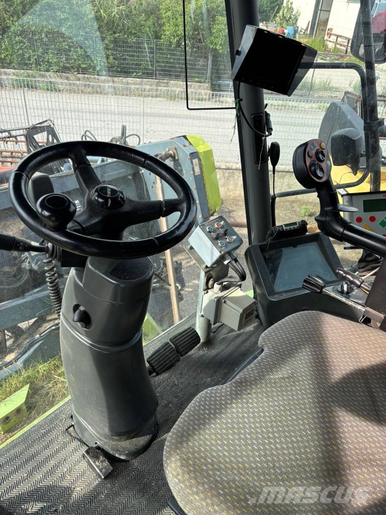 CLAAS Lexion 530 Montana Θεριζοαλωνιστικές μηχανές