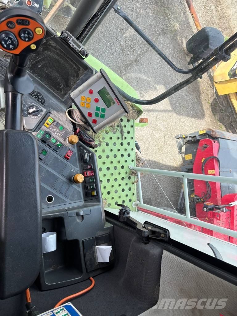 CLAAS Lexion 530 Montana Θεριζοαλωνιστικές μηχανές