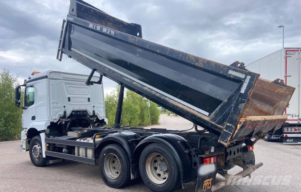 Mercedes-Benz Arocs 2635 Tippbil