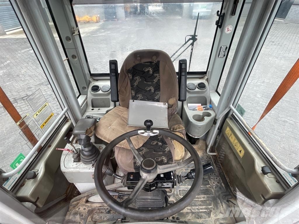 Hyundai HL757-7A-71LB-12012 / 71LB-12013 /71LB-12014-Cabin Cabins and interior