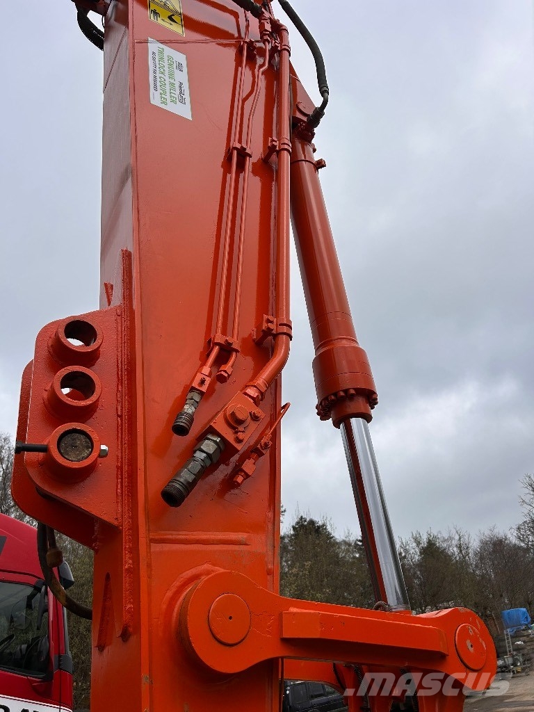 日立建機 ZX 250 LC N-6, Heathfield, Sussex, イギリス - 中古 水陸