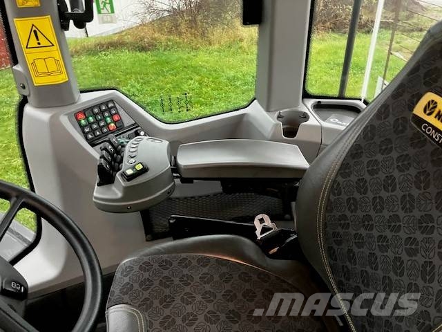 New Holland W 110 D Radlader