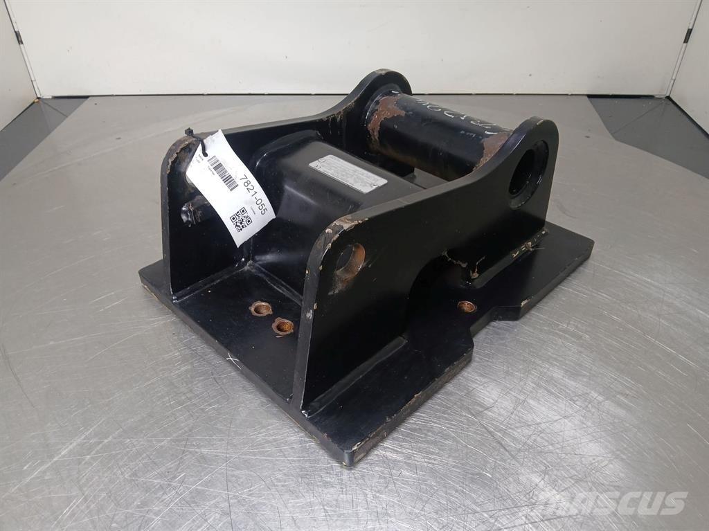 Terex TW85-Yanmar 6238224000-Adapter plate/Adapterplatte موصلات سريعة