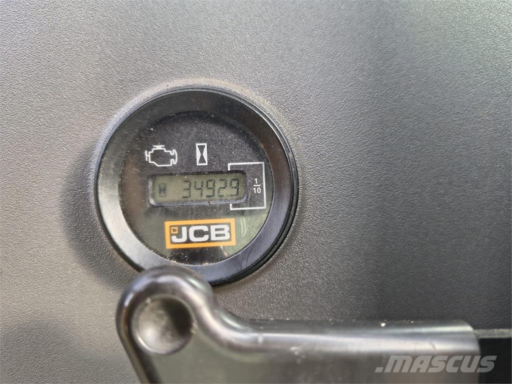 JCB 131X LC  -STAGE 5- 大型油圧ショベル12t以上（パワーショベル・ユンボ）