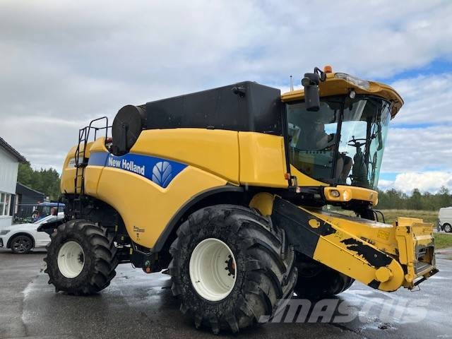 New Holland CX 8080 Mähdrescher