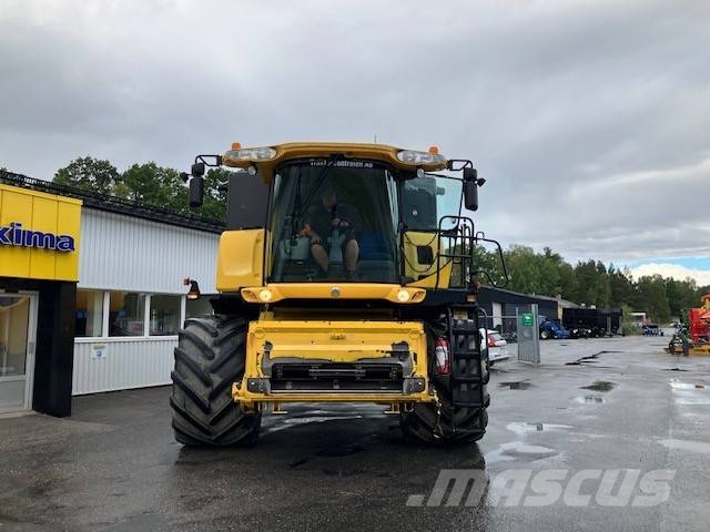 New Holland CX 8080 Mähdrescher
