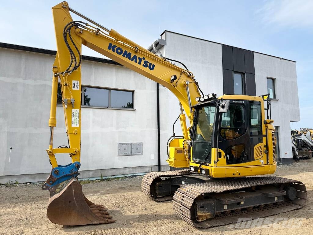 Komatsu PC 138 US-11 حفارات زحافة