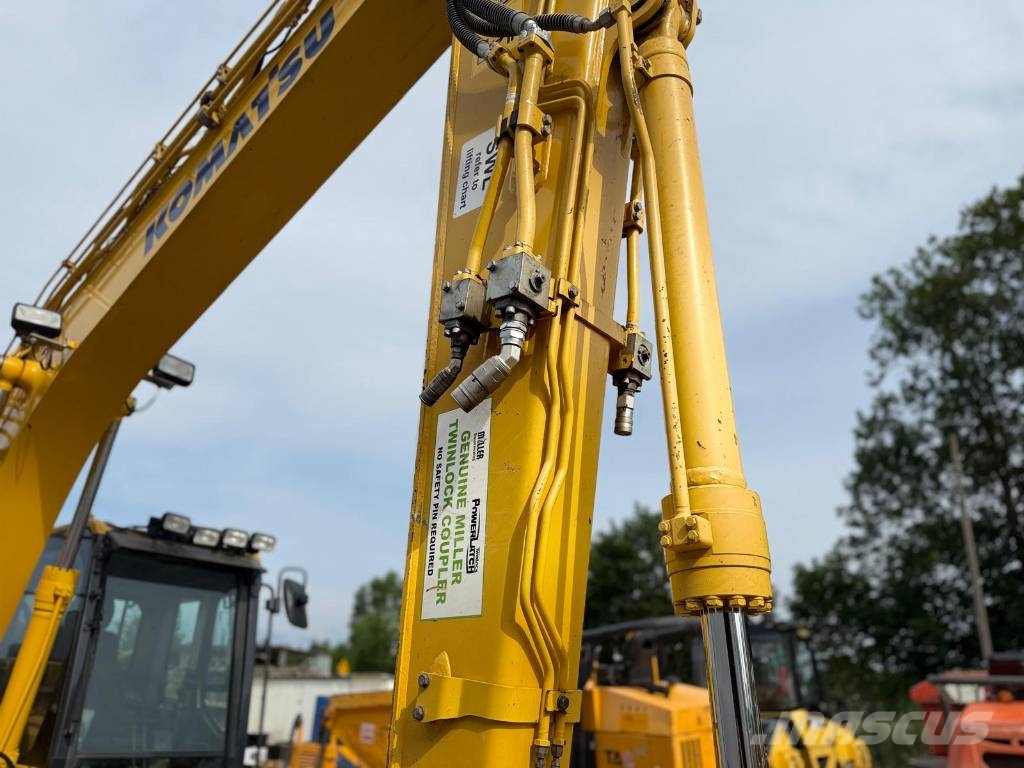 Komatsu PC 138 US-11 حفارات زحافة