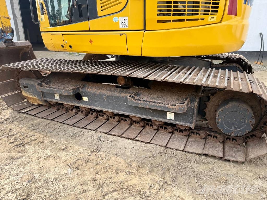 Komatsu PC 138 US-11 حفارات زحافة