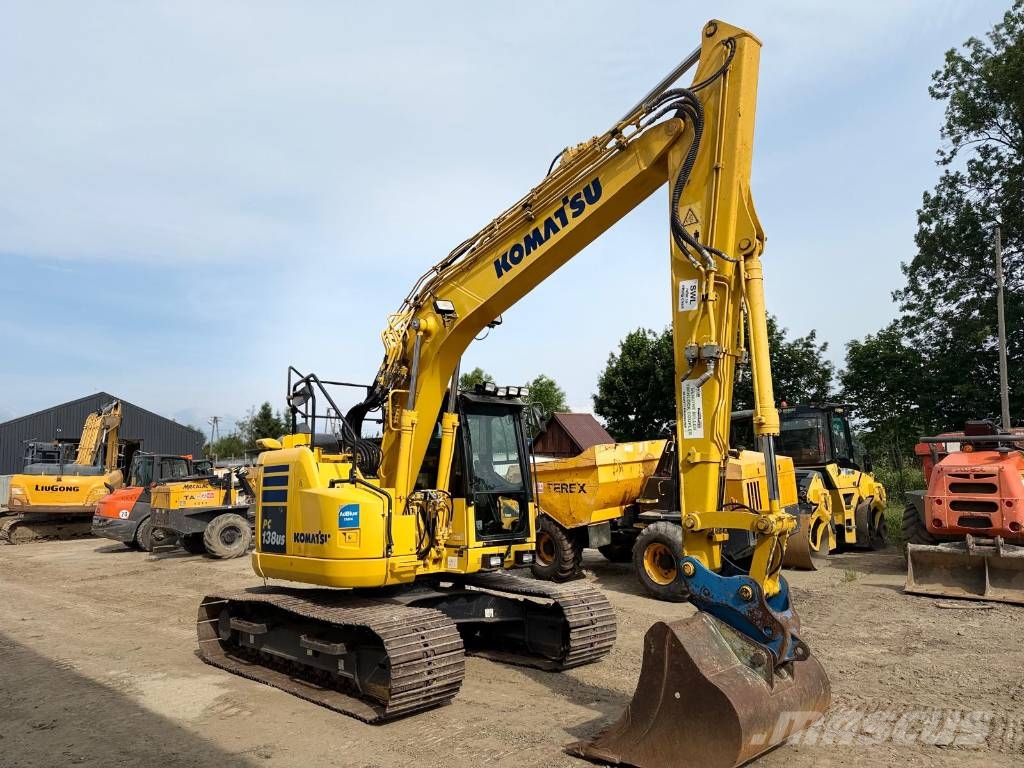 Komatsu PC 138 US-11 حفارات زحافة