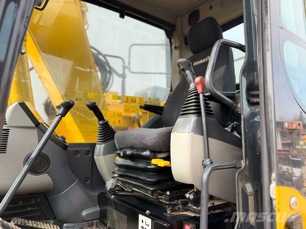 Komatsu PC 138 US-11 حفارات زحافة
